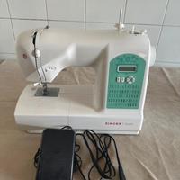 Macchina da cucire computerizzata Singer Starlet