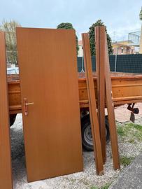 Porte interne standard con telaio