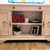 Credenza in stile Shabby