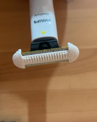 Rasoio philips one blade bianco