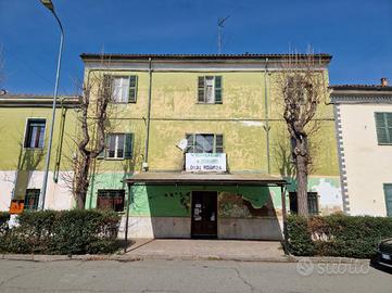 CASA SEMINDIPENDENTE A FRUGAROLO