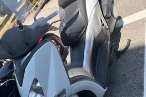 YAMAHA X CITY 250