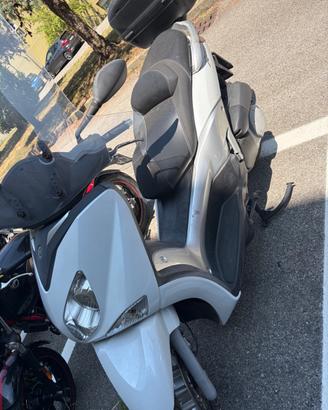 YAMAHA X CITY 250