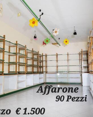 Scaffali in legno radica di noce per vari usi