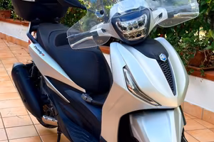 Piaggio Beverly S 300