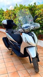 Piaggio Beverly S 300