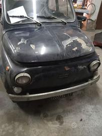 Vecchia Fiat 500L del 1969