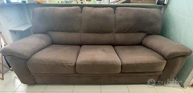 Divano 3 posti Mondo convenienza (150€ trattabili)