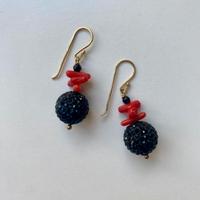 Orecchini di Corallo e Cristalli Neri