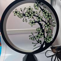 lampada circolare raffigurante un albero in Fiore