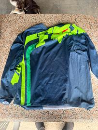 Tuta cross