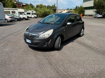 OPEL CORSA AUTOMATICA GPL