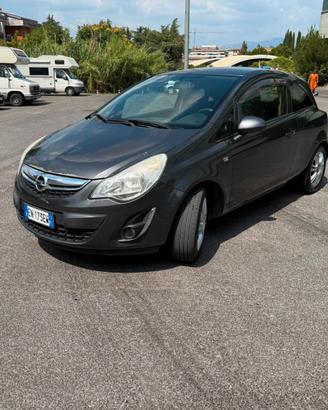 OPEL CORSA AUTOMATICA GPL