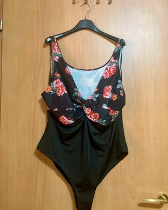 Costume da bagno da donna. Particolare