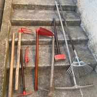 Zappe e utensili vari per giardinaggio