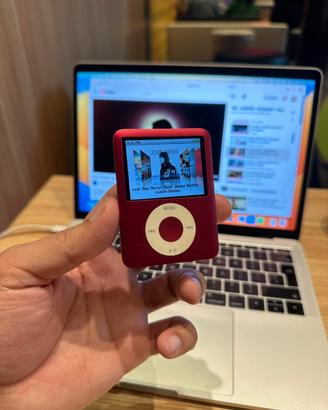 Apple iPod Nano 3ª Gen 8GB – (PRODUCT) RED (A1236)