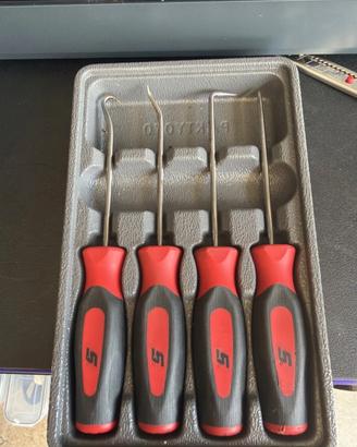Snap on mini pick set