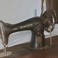 Macchina per cucire Singer, anni '50