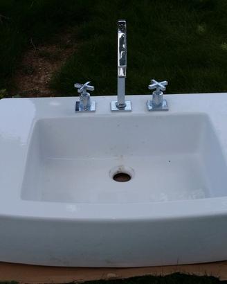 Lavabo Newform