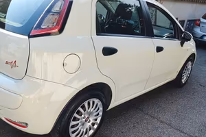 Fiat Punto 1.4 8V 5 porte Easypower Street
