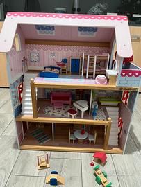 Casa delle bambole completa