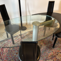 Tavolo ovale in cristallo allungabile + 4 sedie