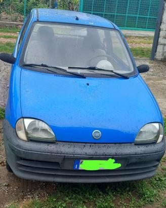 fiat 600 del  2004 km 122000