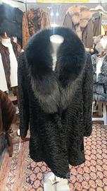 Persiano Nero con Volpe 