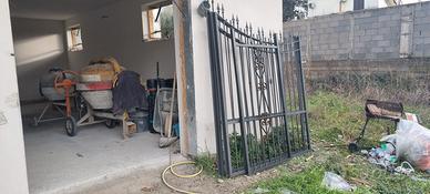 cancello doppia anta più  cancelletto pedonale