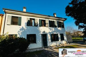 Casa affiancata indipendente