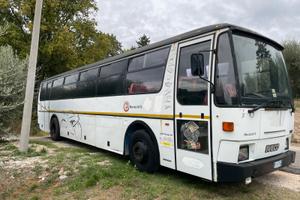 Autobus camion officina mobile patente C