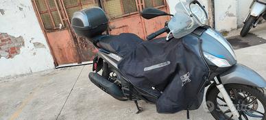 Piaggio Medley parabrezza copertina e bauletto 