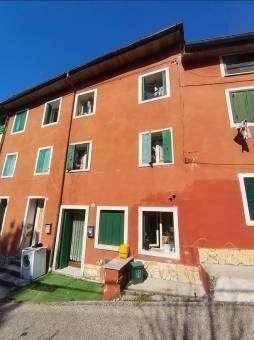 Immobile in asta di 205 m² con 5 locali a Valdagno