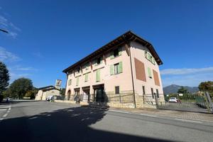 3 LOCALI A MONTELLO