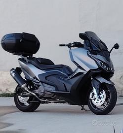 Kymco ak550  premium