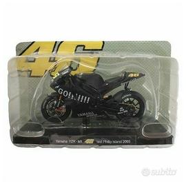 Modellino 1/18 Yamaha YZR M1 Valentino Rossi