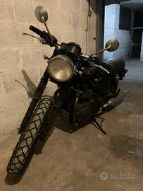 Triumph Bonneville Black