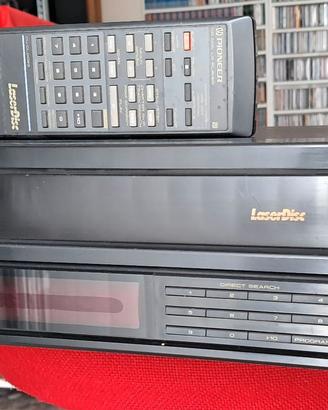 PIONEER CLD 1500 + 2 Laserdisc