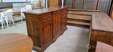 Mobili in arte povera stock