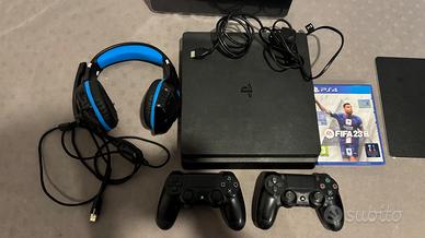 PS4 Slim 500GB + FIFA 23 + 2 joystick + cavi