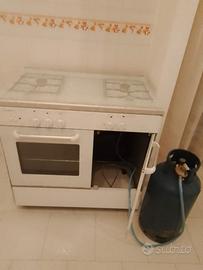 Cucina a gas con forno e bombola – Funzionante, pr