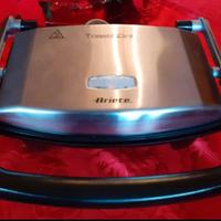 Piastra elettrica antiaderente rigata.Marca Ariete