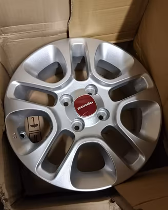 Cerchi nuovi in lega 14 " fiat panda