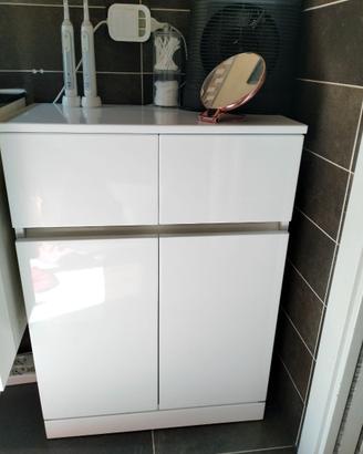 MOBILE BAGNO