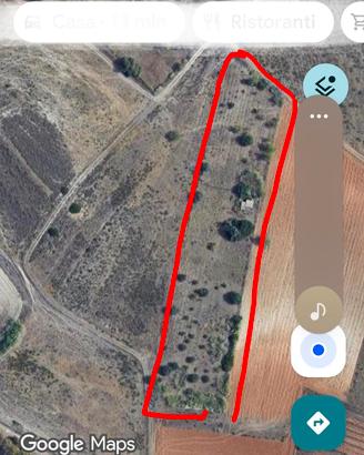 Terreno con rudere e pozzo  per irrigazione 
