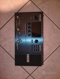 Pedaliera per chitarra NUX MG-30 multieffetto 