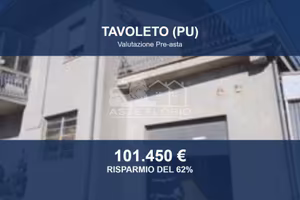 Immobile in asta di 242 m² con più di 5 locali e b