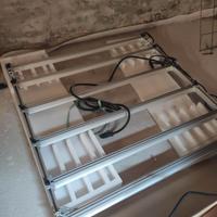 Impianto idroponico con lampade, grow e tutto!