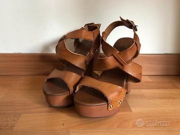 Sandali in Pelle con Tacco