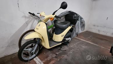 Motorino Piaggio Free del 2000 perfetto